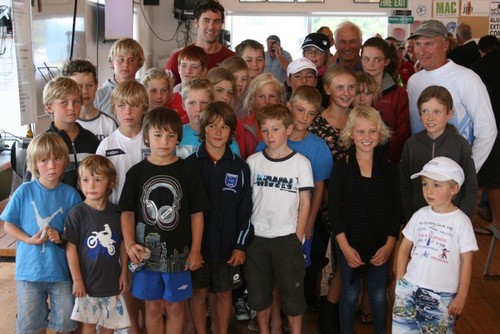 Worser Bay junior sailors gather around Chris Dickson, Roy Dickson and Daryl Wislang (Warwick Wiles image) © SW